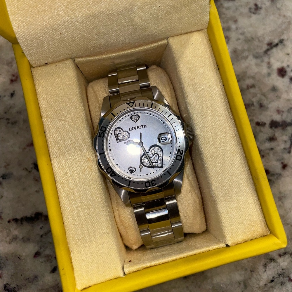Invicta 12286 Women's Pro Diver Love Edition Silver Dial Steel Bracelet Watch